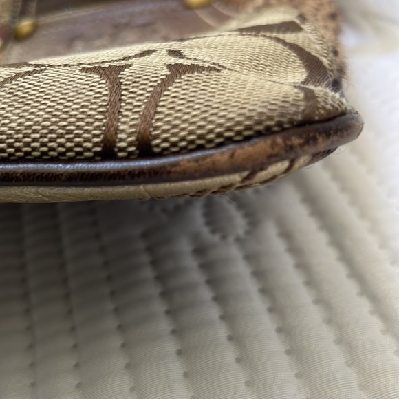 Coach Crossbody Handbag - Picture 10 of 13